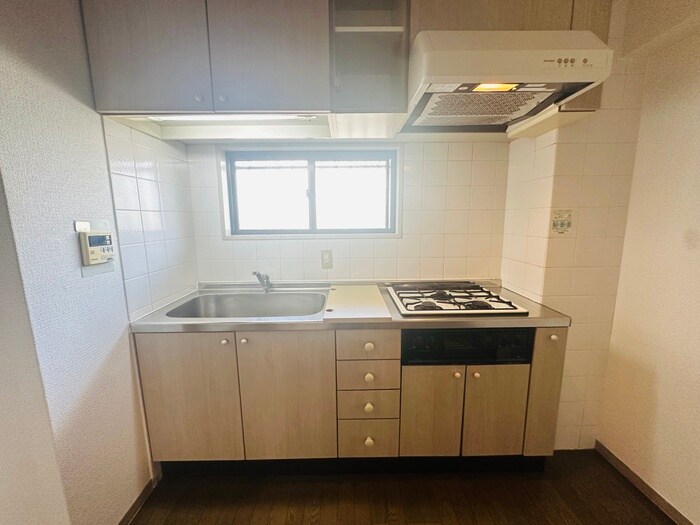 キッチン ＲＥＶＥ甲東園Ⅰ