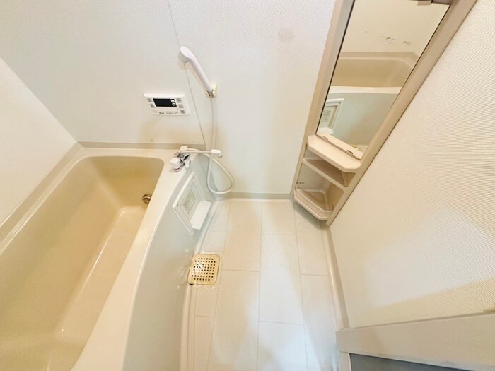 バス／シャワールーム等 ＲＥＶＥ甲東園Ⅰ