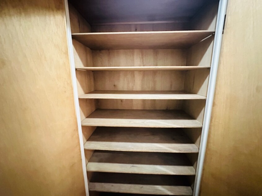 靴箱 ＲＥＶＥ甲東園Ⅰ