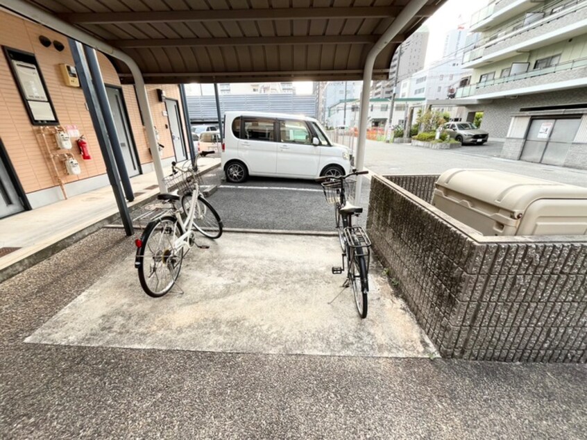 駐輪場 ﾃﾞｨｱｽT＆T