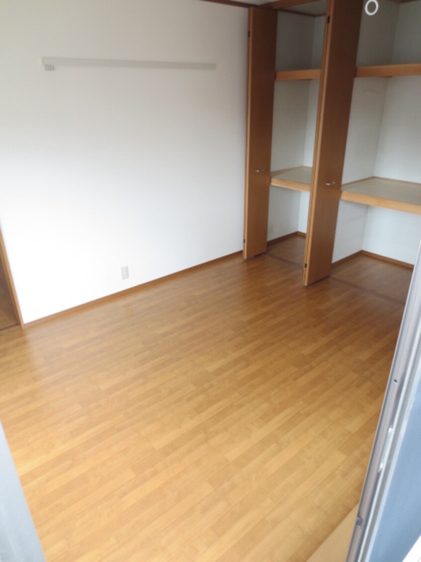 居室 メゾンメルベ－ユ