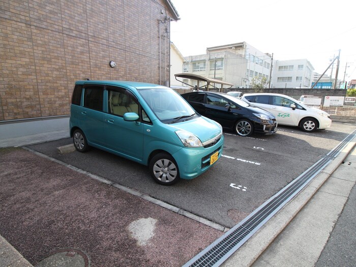 駐車場 アップヒル・リナ