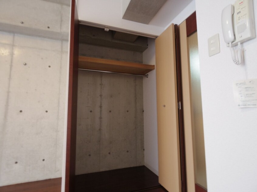 収納 ＲＥＣＴＡＮＧＬＥ伏見稲荷
