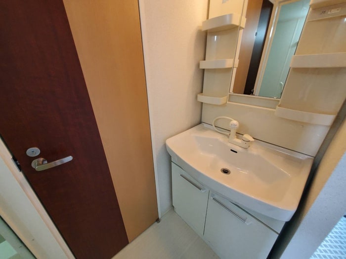 洗面 ＲＥＣＴＡＮＧＬＥ伏見稲荷