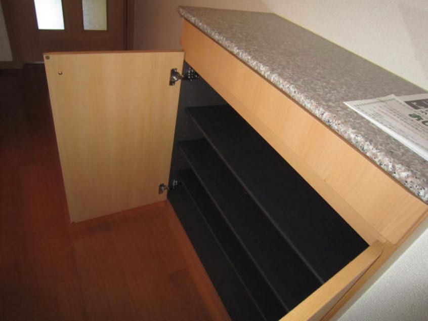 玄関 パルティ－ル妙法寺Ⅱ