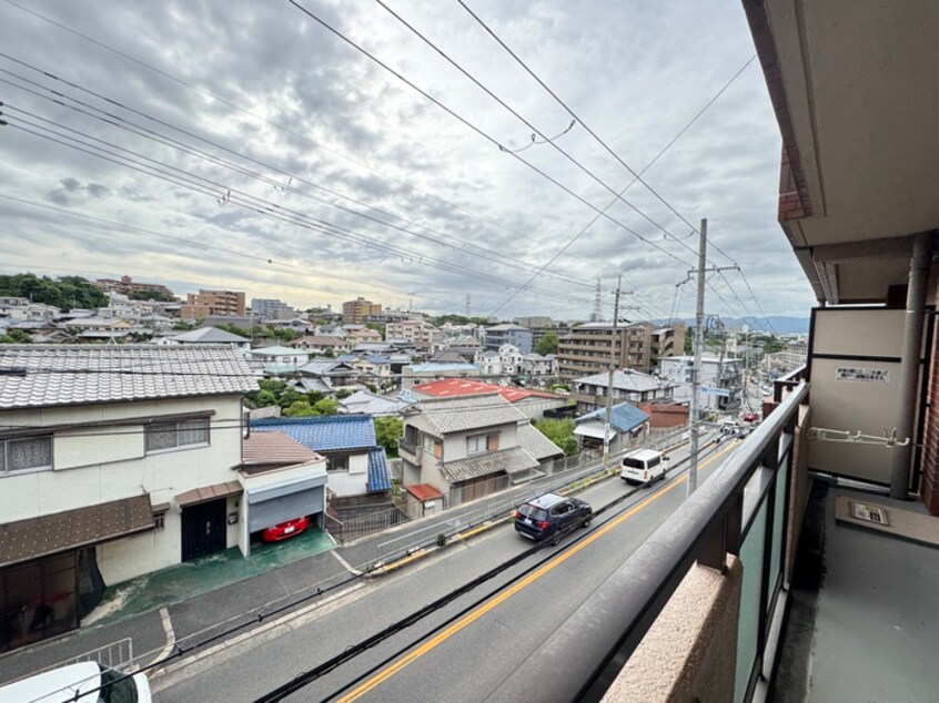 室内からの展望 ベルヴュー五月ヶ丘