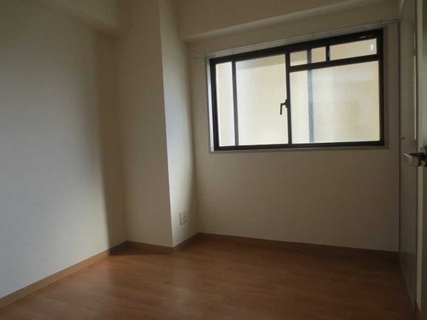 居室 グランディ－ル湊川