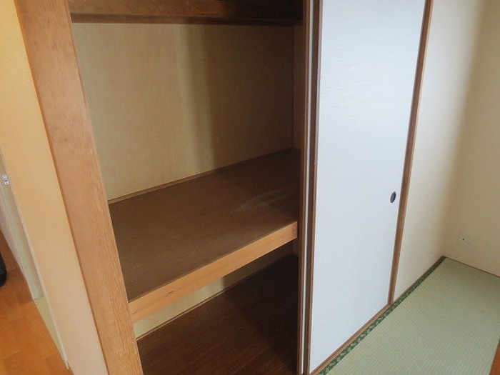 収納 グランディ－ル湊川