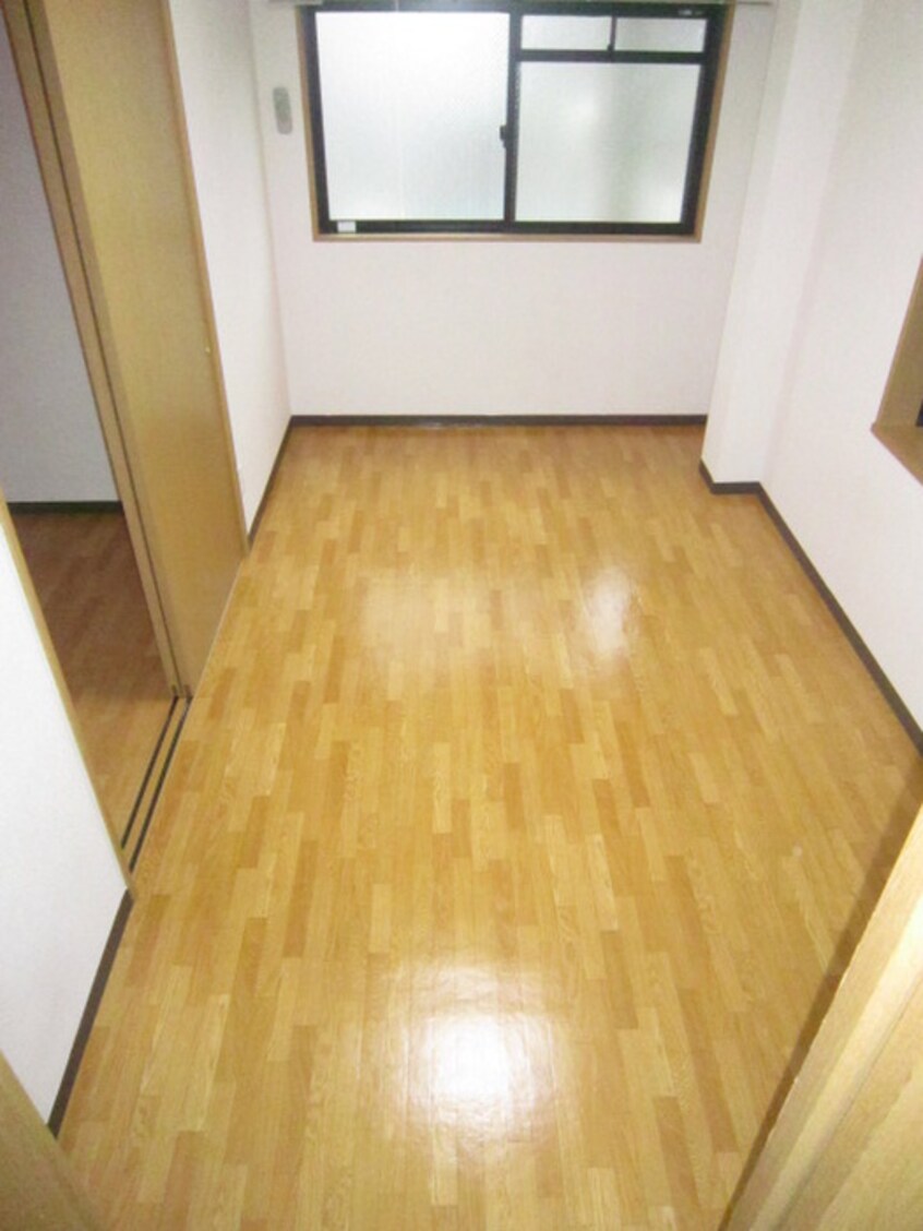 居室 菊ヨシビル