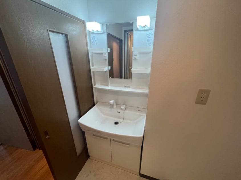 洗面 ルミエール