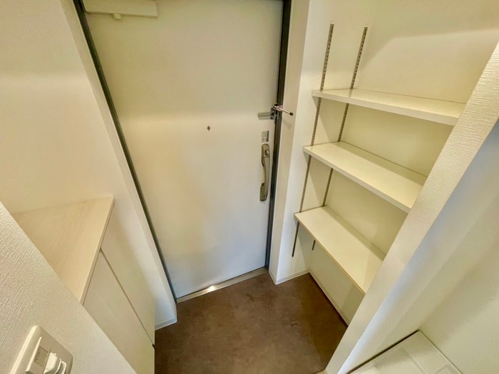 玄関 エグゼ天神橋(703)