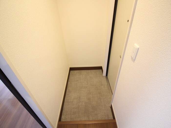 玄関 SEJOUR OTTS TROIS