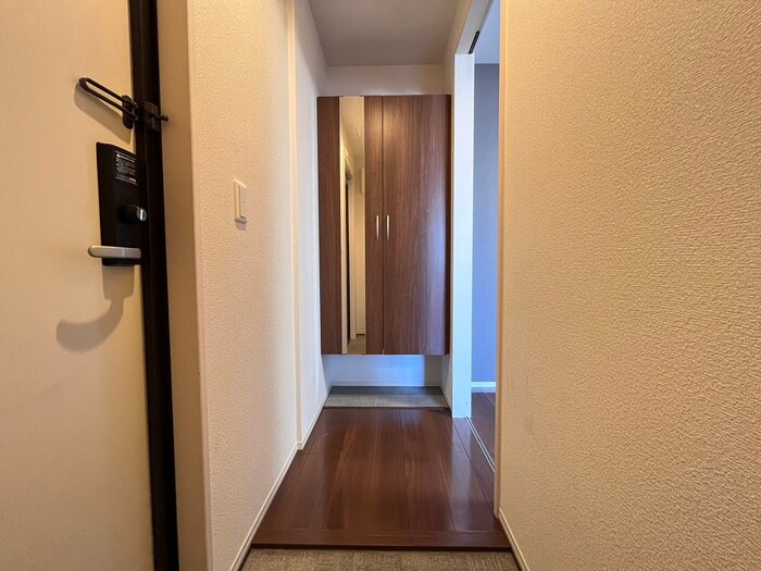 玄関 SEJOUR OTTS TROIS