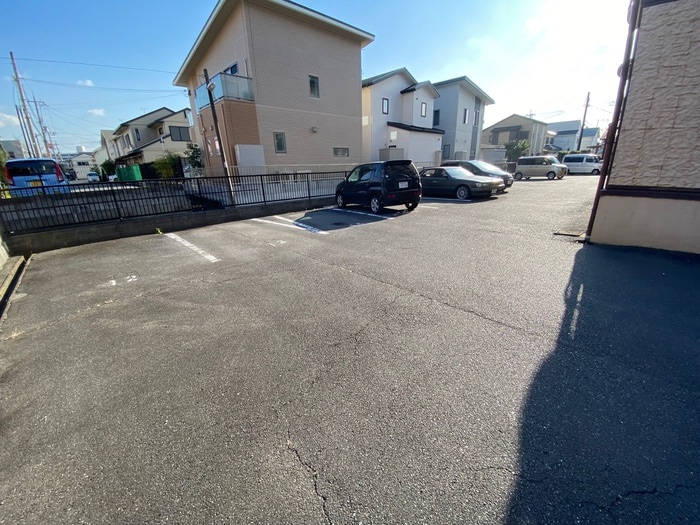 駐車場 ジョイフル草津