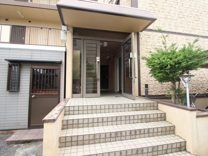 エントランス部分 ジョイフル草津