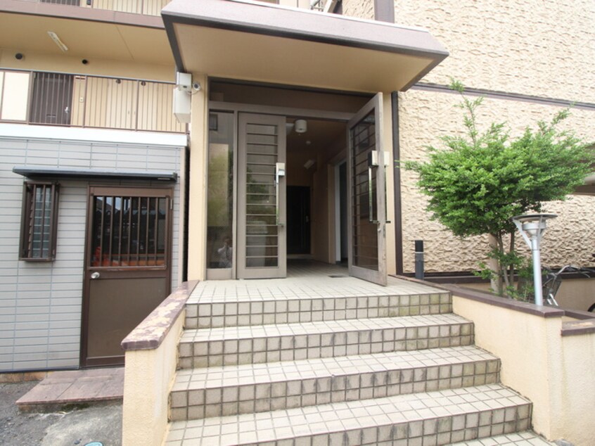 エントランス部分 ジョイフル草津