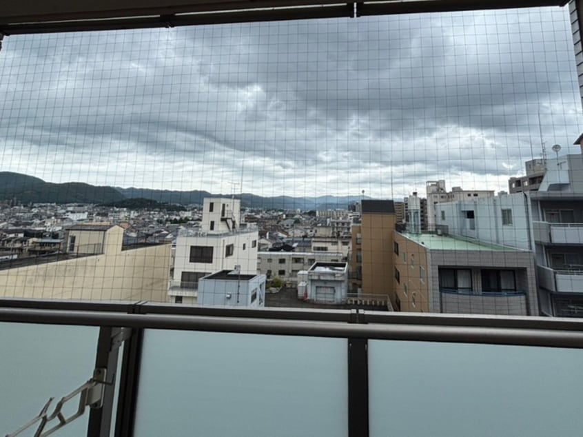 室内からの展望 アクアレリスト今出川