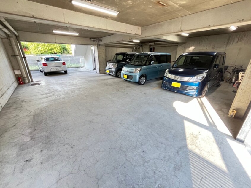 駐車場 メゾン豊野Ａ棟