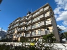 シャトー 仁川の外観