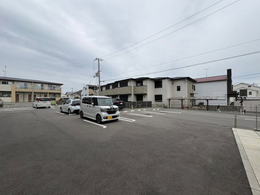 駐車場 カーサアリビオ