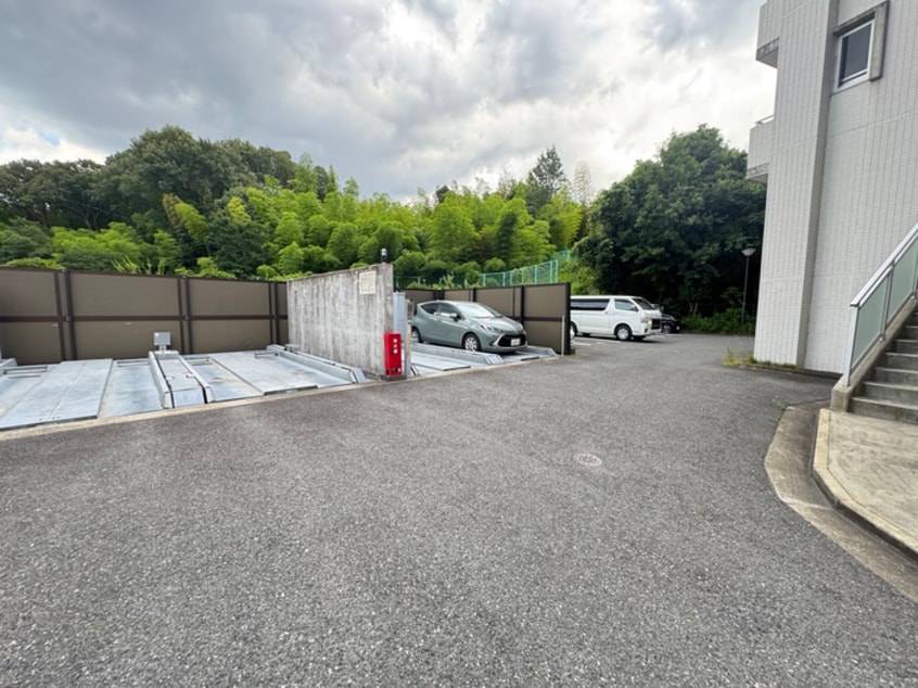 駐車場 ＰＨＯＥＮＩＸ緑地公園