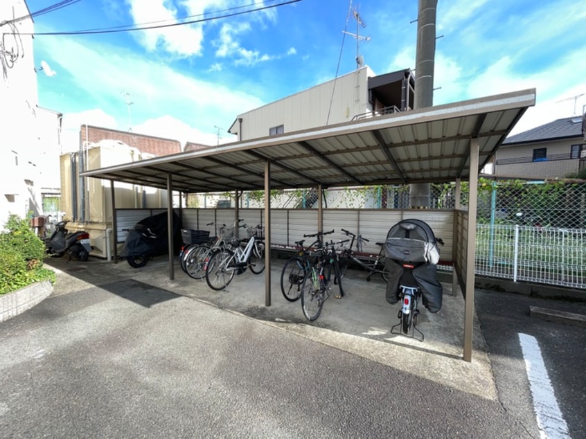 駐輪場 ラフェニ－チェ