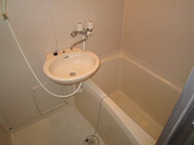 バス／シャワールーム等 コンフォ－ト長尾