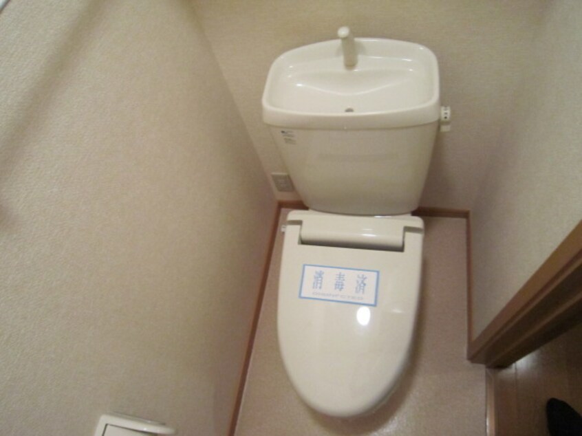 トイレ メゾンドグラ－スＮ