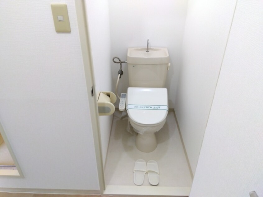 トイレ ディアコート塚新