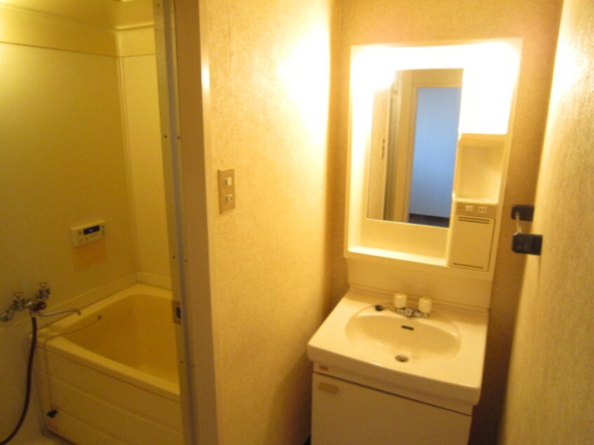 洗面 レジデンス今井１号館