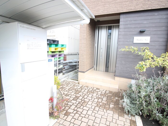 エントランス部分 studio noir