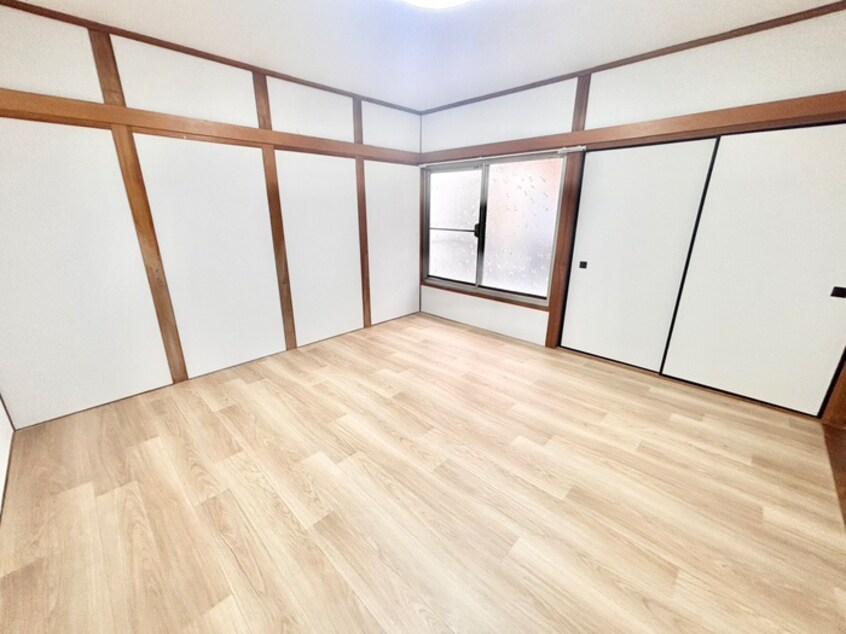 居室 寝屋川市緑町貸家