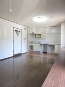 居室 アビタシオン鴨川