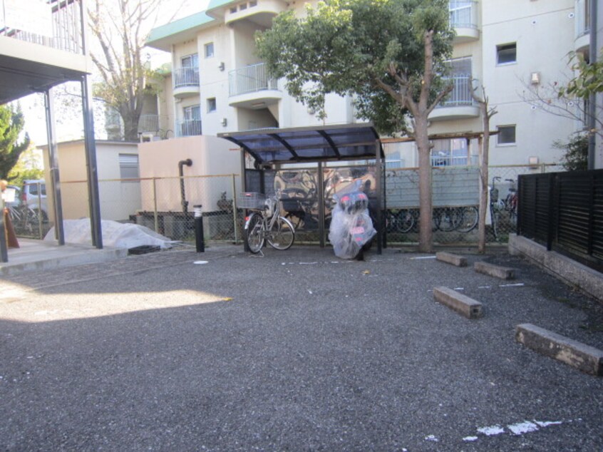 駐輪場 ミサワヒルズＡ棟
