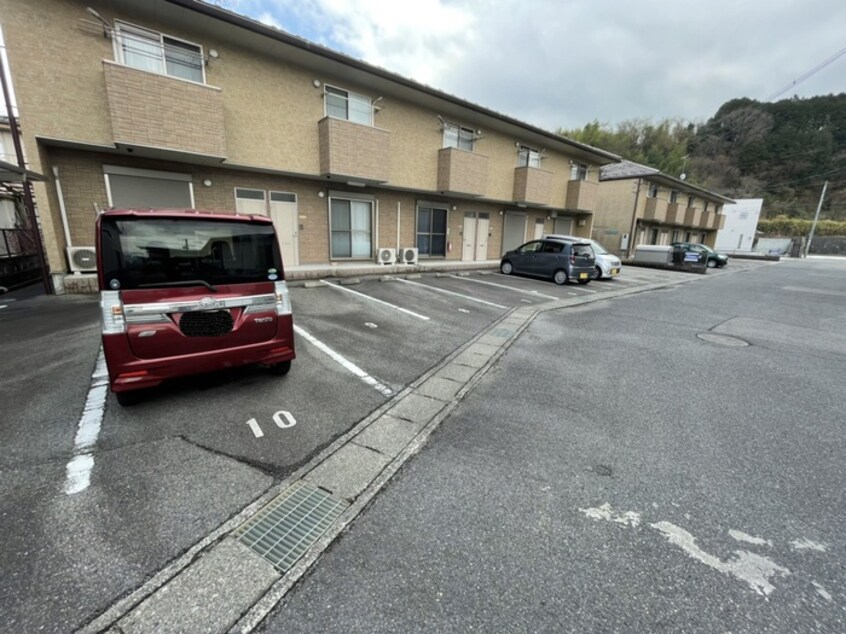 駐車場 カーペンターハウスⅤ