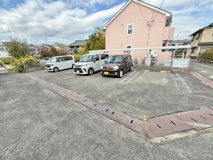 駐車場 メゾン山城