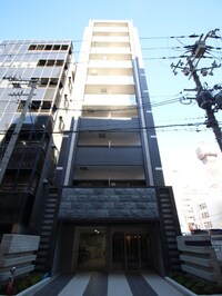 ﾌｧｰｽﾄﾌｨｵｰﾚ本町ｲｰｽﾄⅡ(401)