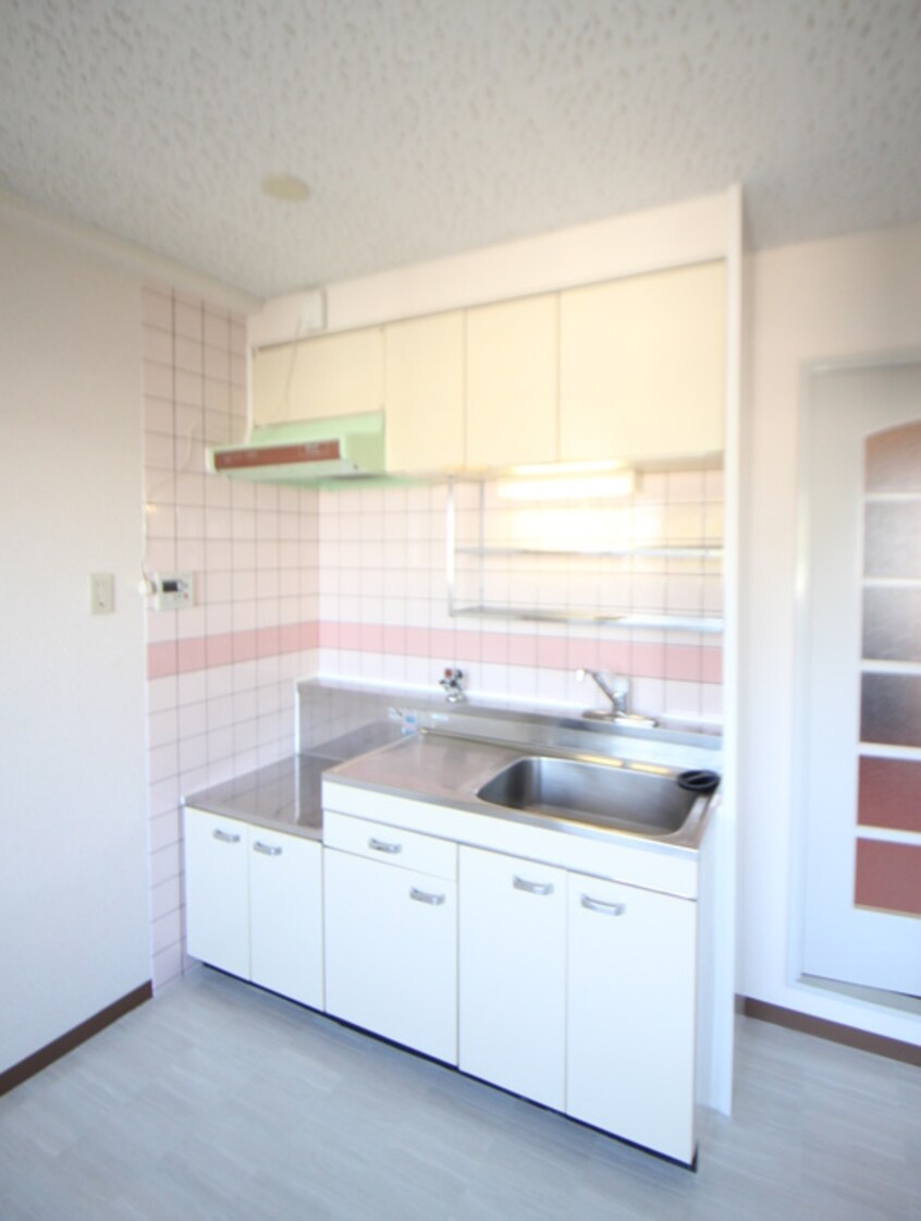 キッチン リバーサイドハ－ト