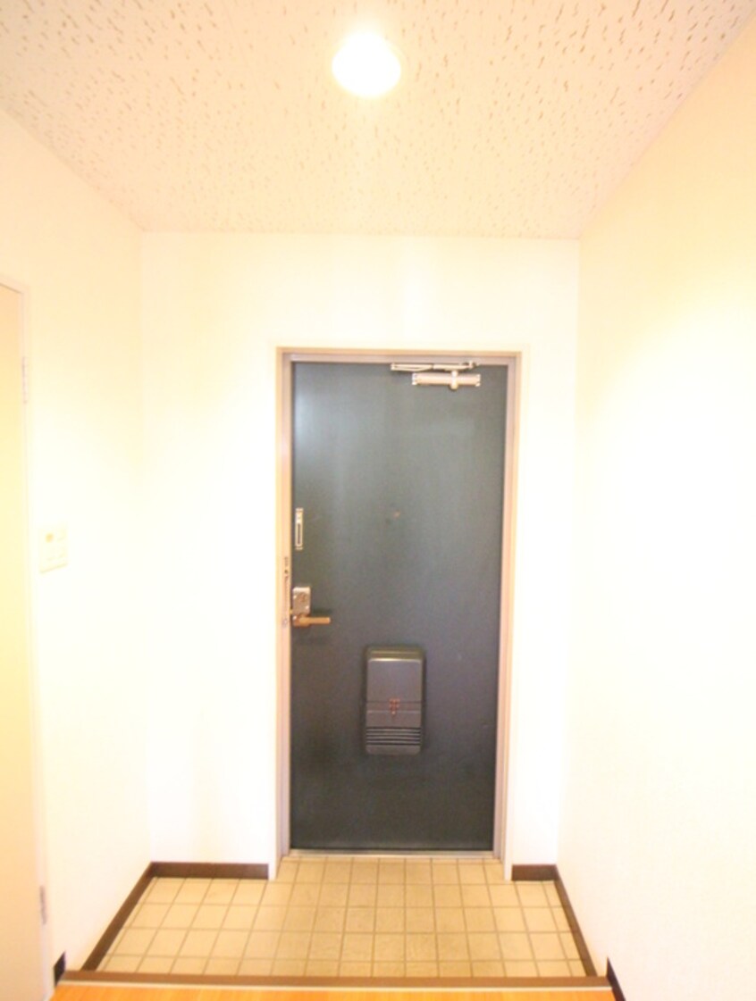 玄関 リバーサイドハ－ト