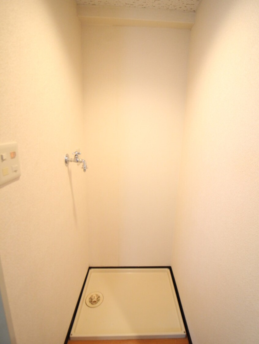 洗濯機置場 リバーサイドハ－ト