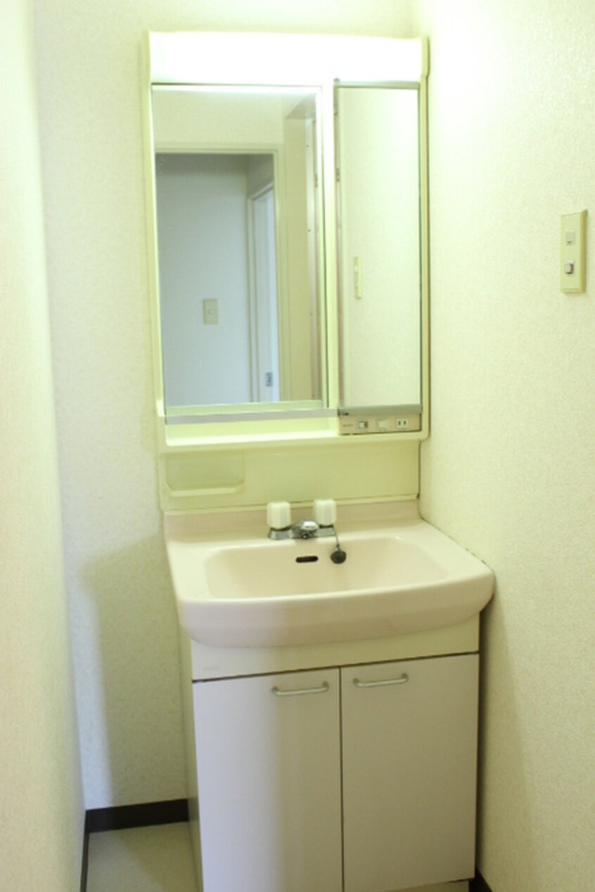 洗面 アンビエンテ清水谷（３F－５F）