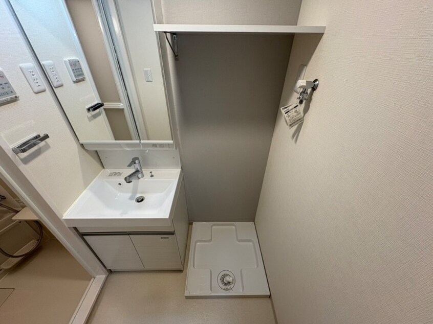 洗濯機置場 ﾌｧｰｽﾄﾌｨｵｰﾚ北大阪ﾘｱﾝ　(203)