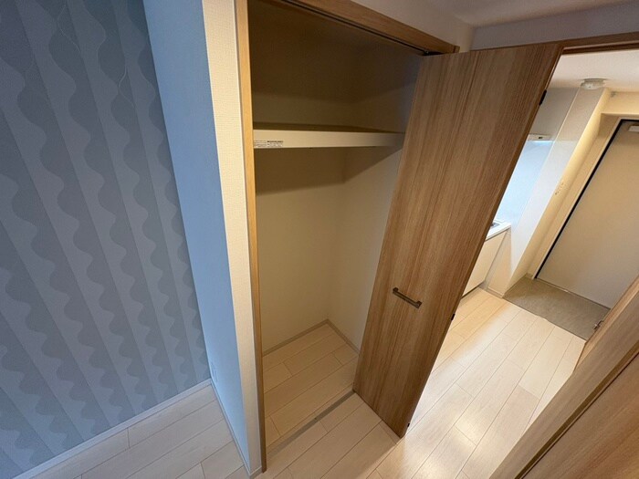 収納 ﾌｧｰｽﾄﾌｨｵｰﾚ北大阪ﾘｱﾝ　(204)