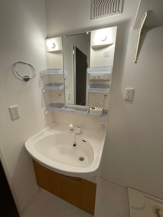 洗面 シャンゼトワ－ル藤が尾Ｃ棟