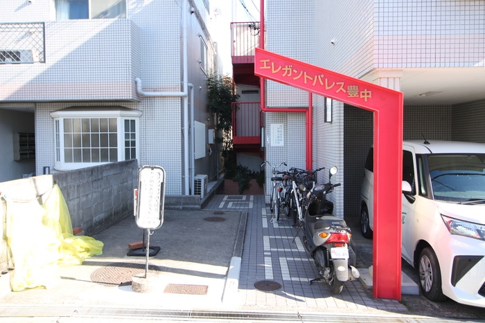 エントランス部分 エレガントパレス豊中