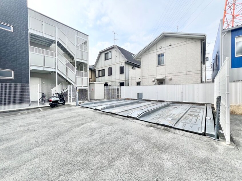 駐車場 プログレスアペゼ