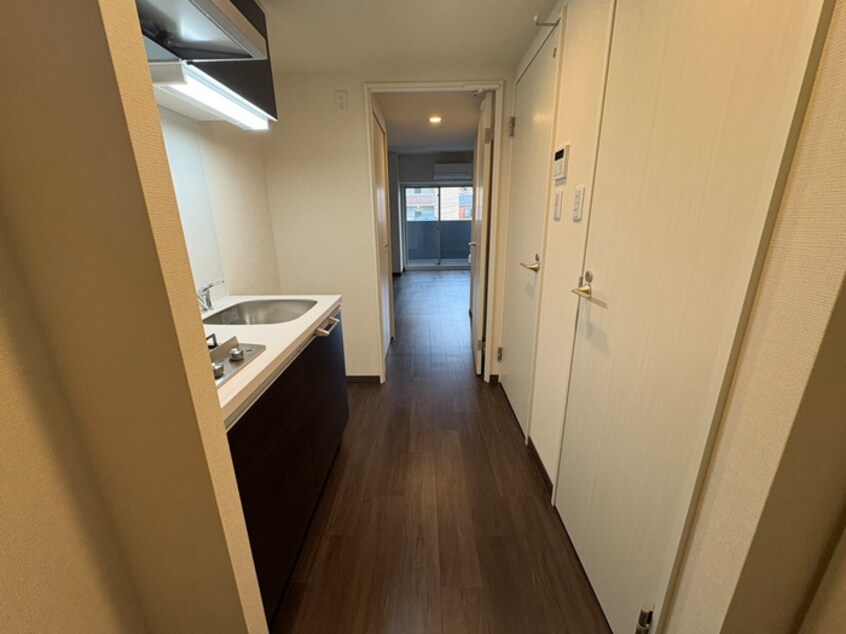 居室 ﾌｧｰｽﾄﾌｨｵｰﾚ北大阪ﾘｱﾝ　(303)