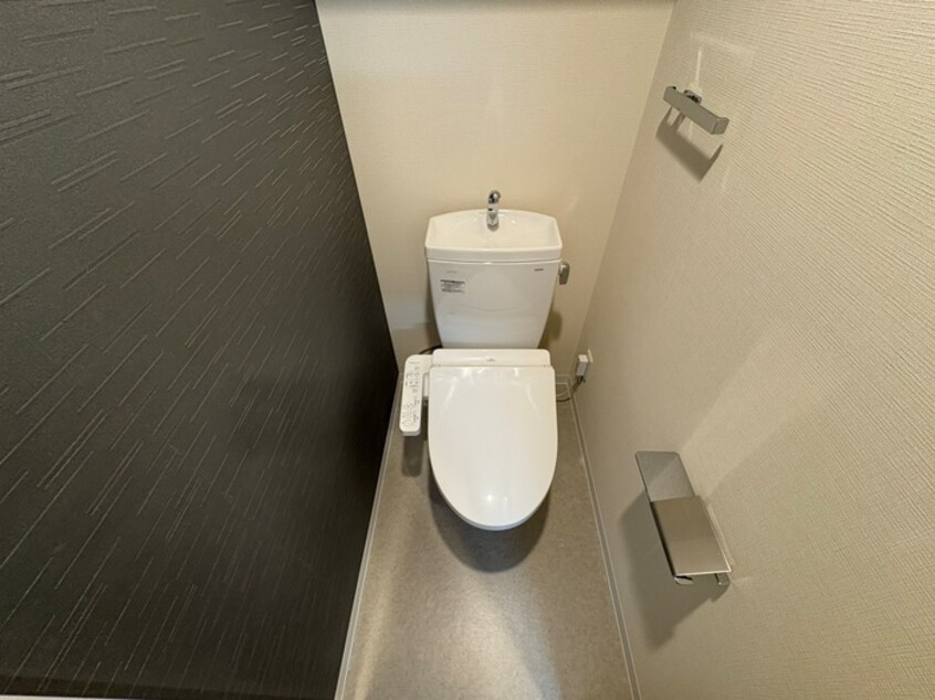 トイレ ﾌｧｰｽﾄﾌｨｵｰﾚ北大阪ﾘｱﾝ　(304)