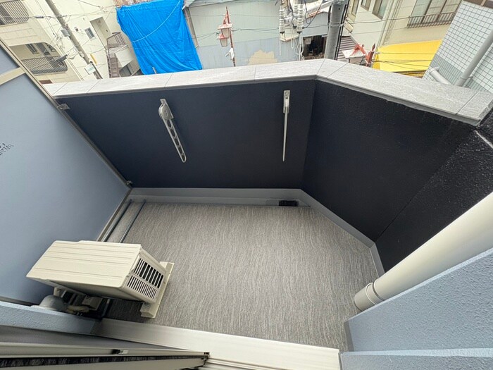 ベランダ・バルコニー ﾌｧｰｽﾄﾌｨｵｰﾚ北大阪ﾘｱﾝ　(304)