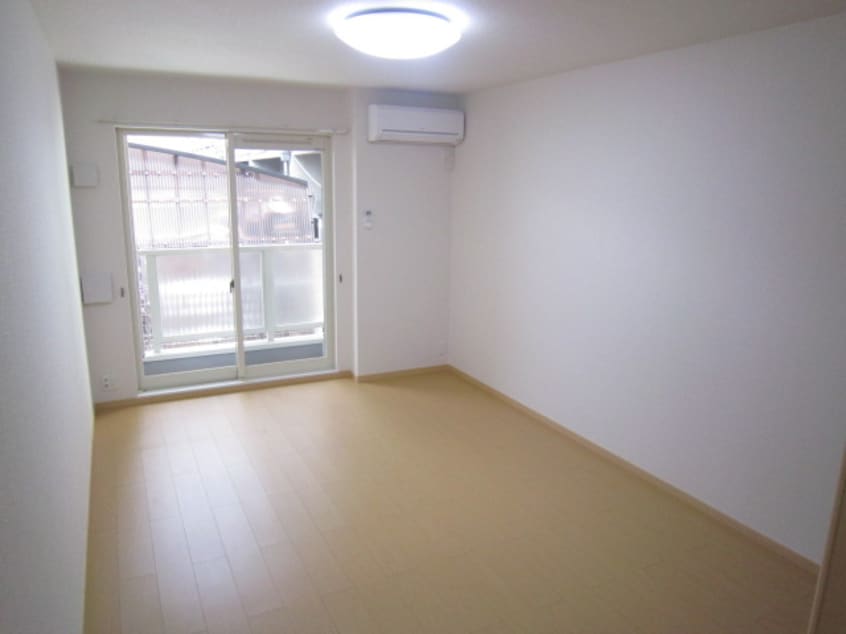 居室 ブロ－テ三国ヶ丘